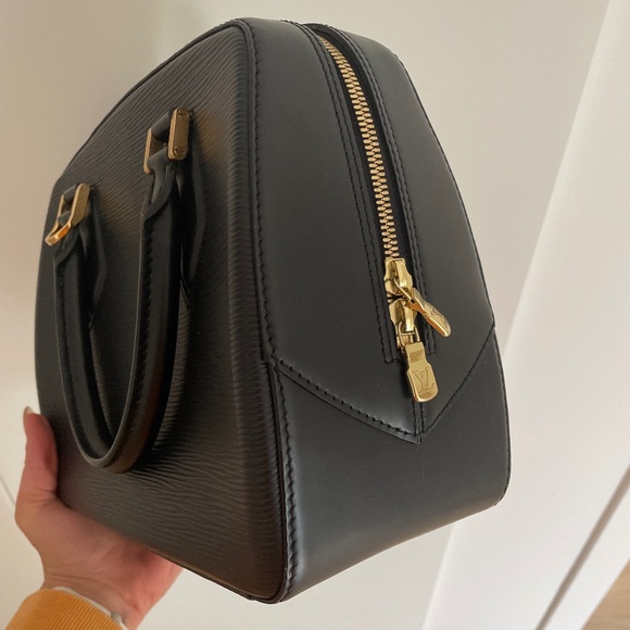 Vintinge Louis Vuitton - Picture 1 of 4